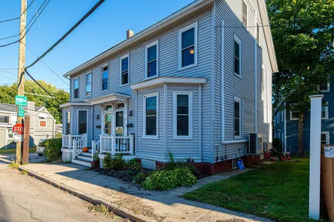 2 Woodbury Avenue Portsmouth NH 03801