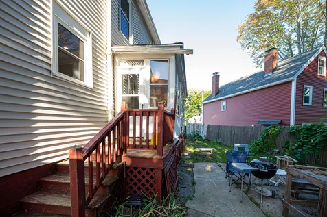 2 Woodbury Avenue Portsmouth NH 03801