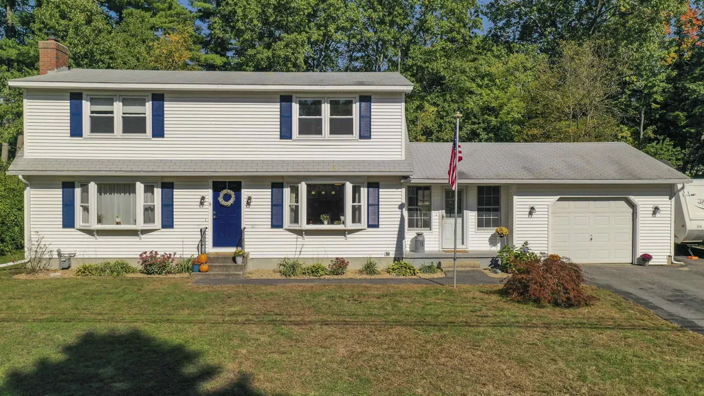 6 Juniper Street Hudson NH 03051