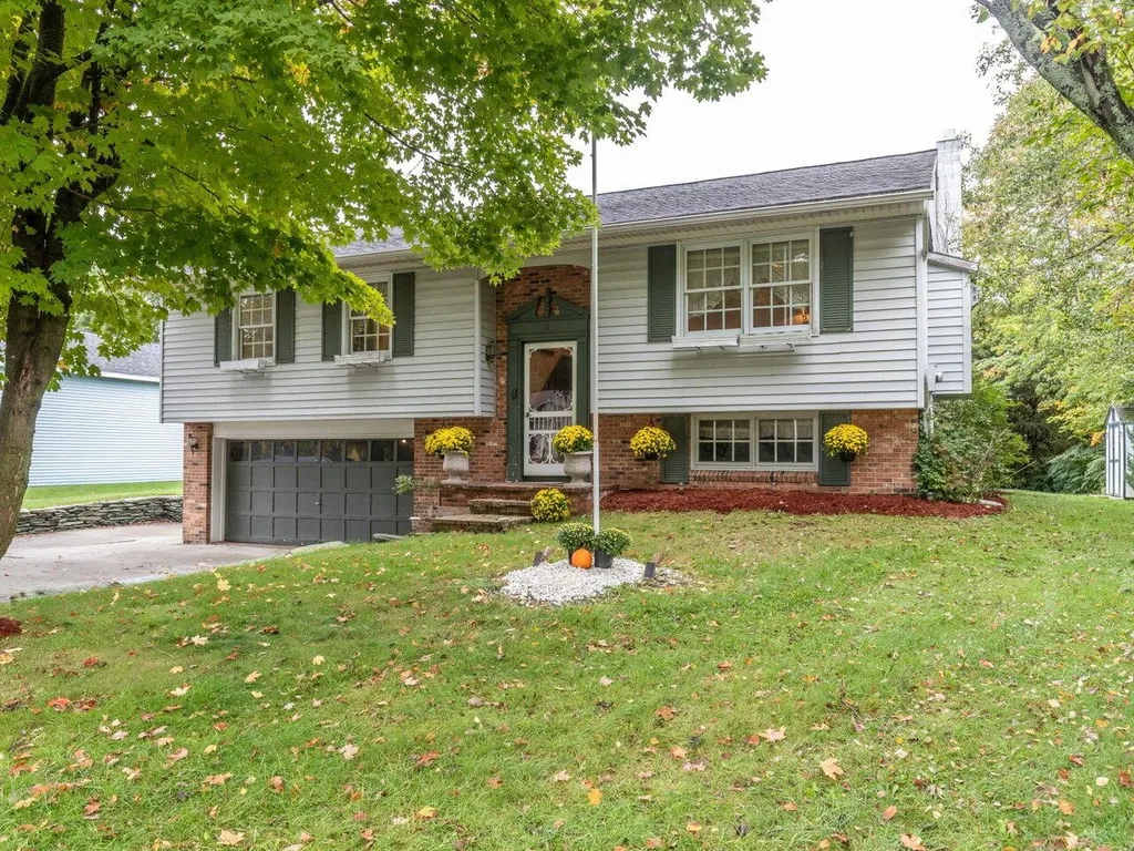 3 Londonderry Lane Essex VT 05452