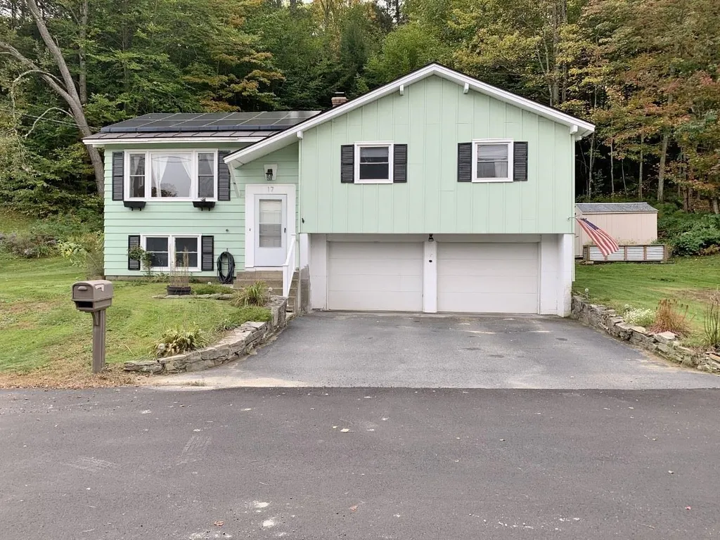 17 Woodland Drive Springfield VT 05156