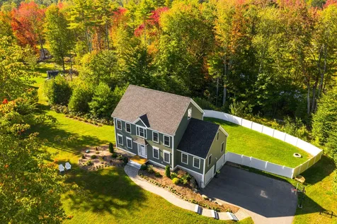 1 Long Hill Circle Madbury NH 03823