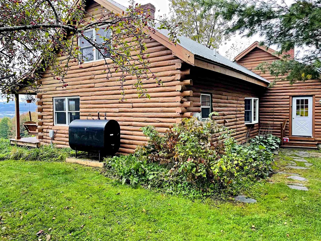 216 Valley View Drive Brookfield VT 05036