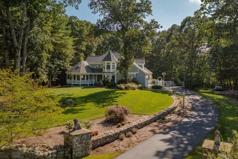 27 Munsey Drive Hampton NH 03842