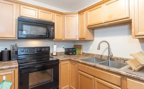 38 Maplewood Circle Walpole NH 03608