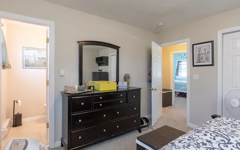 38 Maplewood Circle Walpole NH 03608