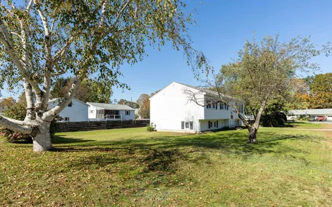 38 Maplewood Circle Walpole NH 03608