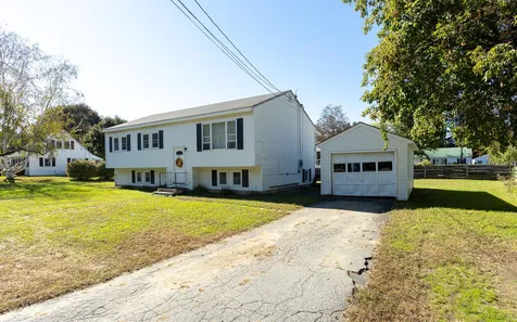 38 Maplewood Circle Walpole NH 03608