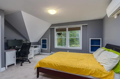 21 Carriage Hill Lane Dover NH 03820