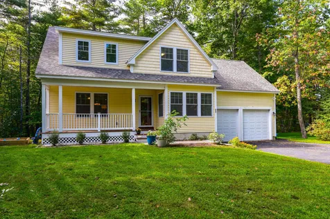 21 Carriage Hill Lane Dover NH 03820