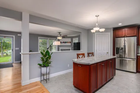 21 Carriage Hill Lane Dover NH 03820