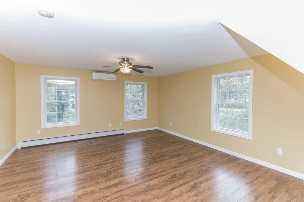 708 Roxbury Road Keene NH 03431
