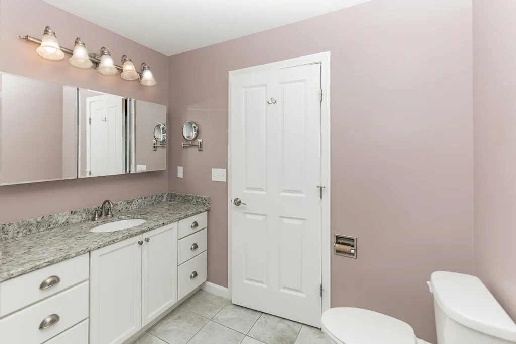 708 Roxbury Road Keene NH 03431