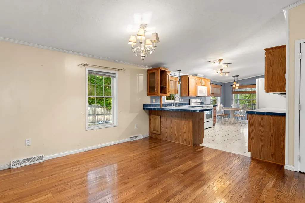 76 Elm Street Concord NH 03303