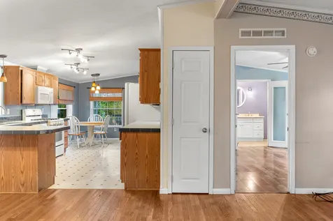 76 Elm Street Concord NH 03303