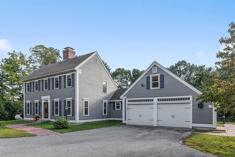 31 Maple Avenue Atkinson NH 03811