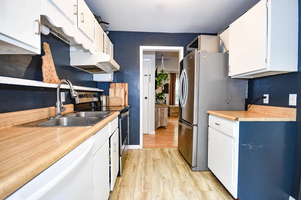 356 Tolend Road Dover NH 03820