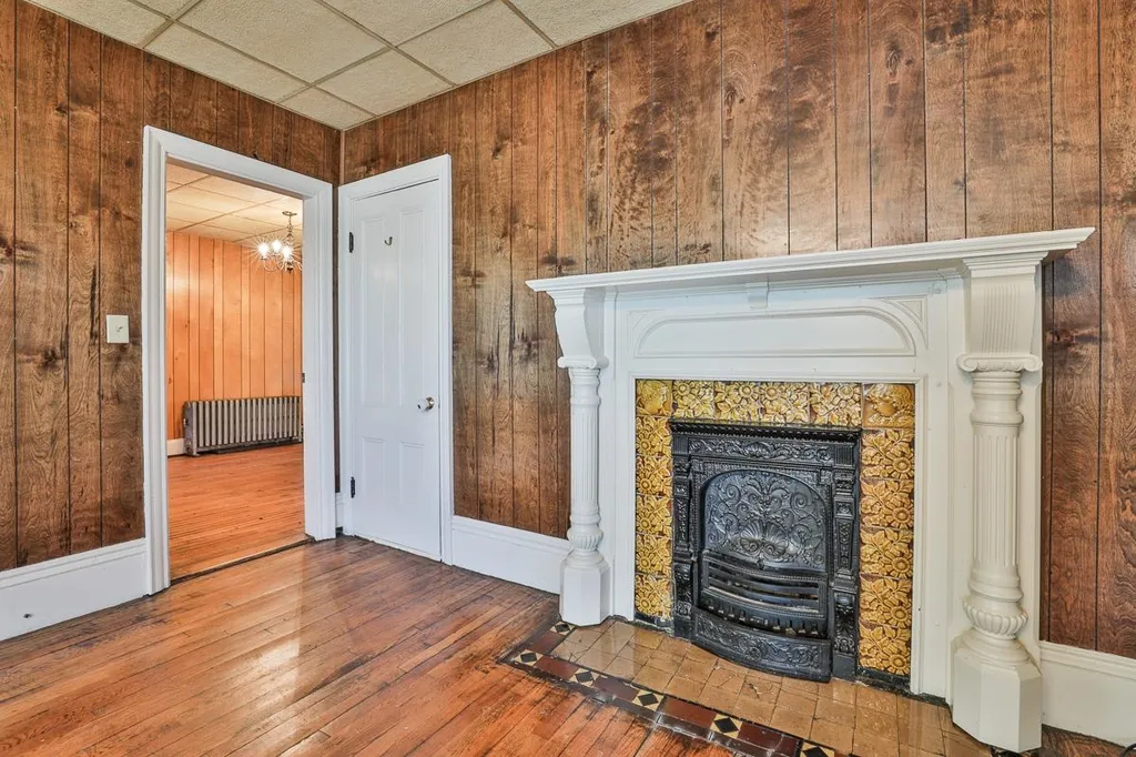 16 Arlington Street Nashua NH 03060