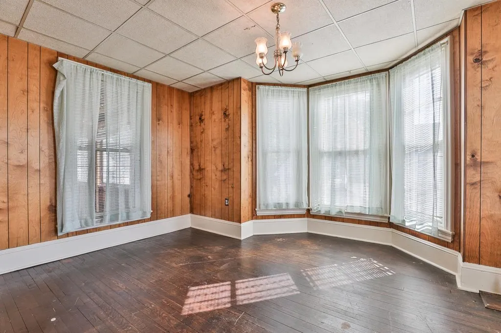 16 Arlington Street Nashua NH 03060