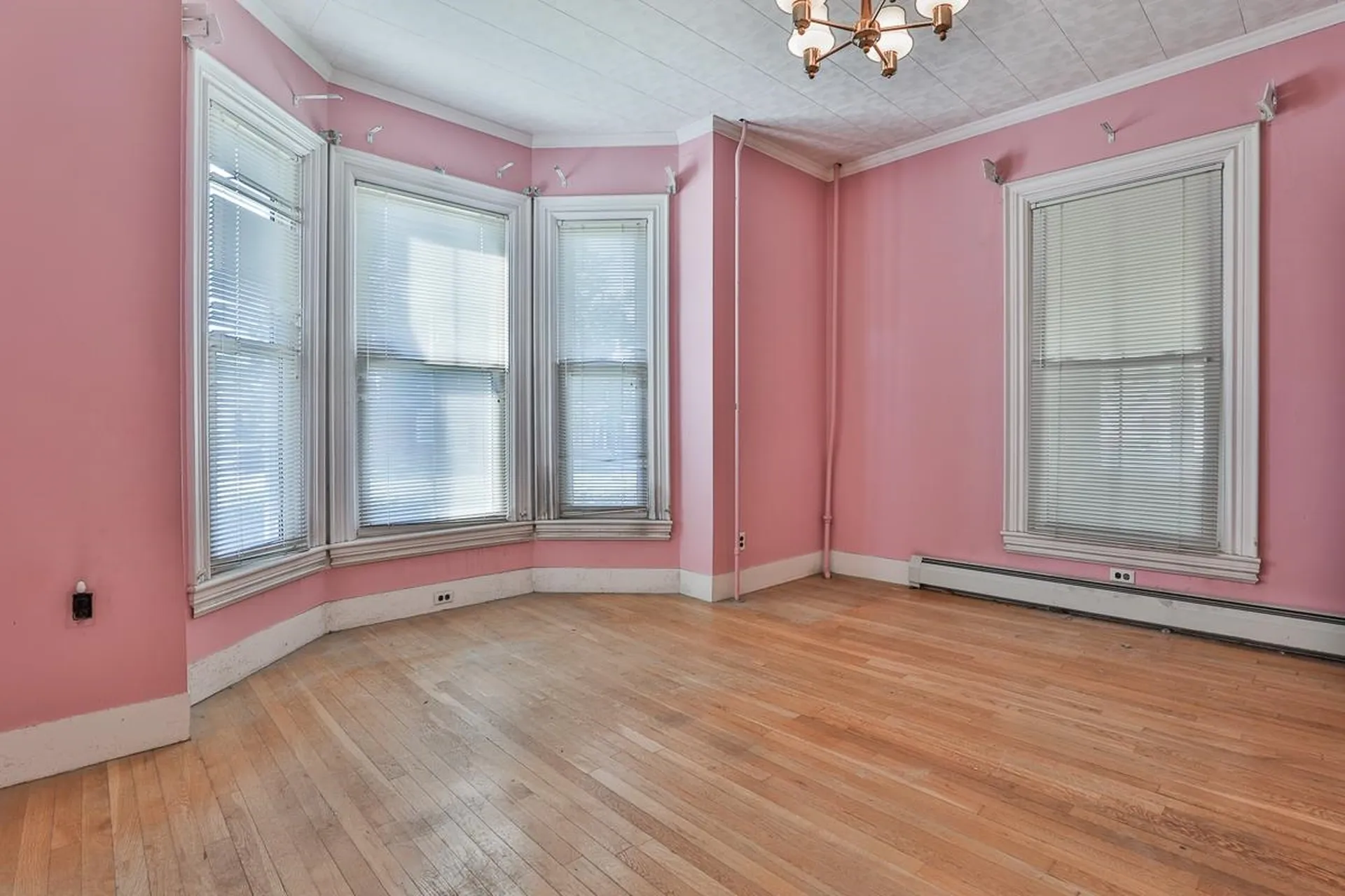 16 Arlington Street Nashua NH 03060