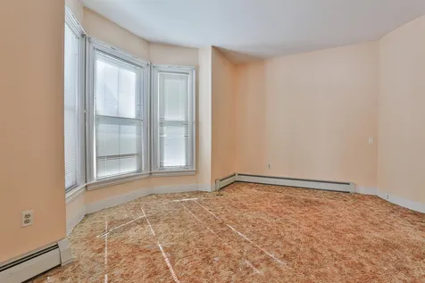 16 Arlington Street Nashua NH 03060