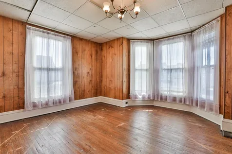 16 Arlington Street Nashua NH 03060