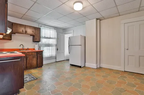 16 Arlington Street Nashua NH 03060