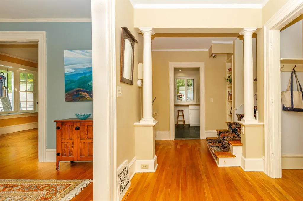 14 Kingsland Terrace Burlington VT 05401