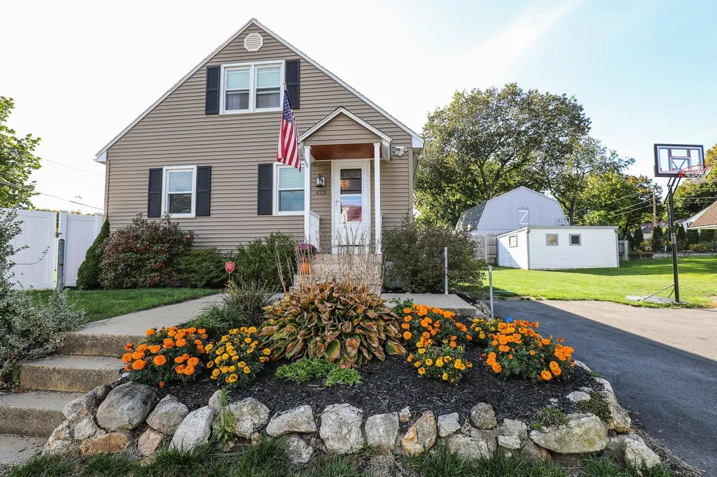 423 Donald Street Bedford NH 03110