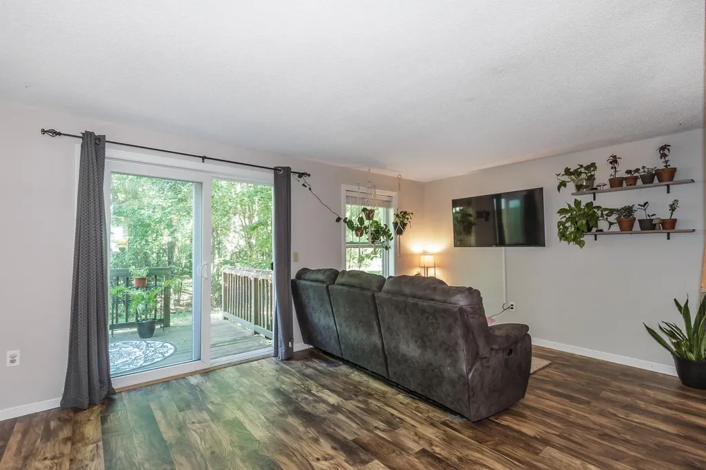 30 Modena Drive Concord NH 03303