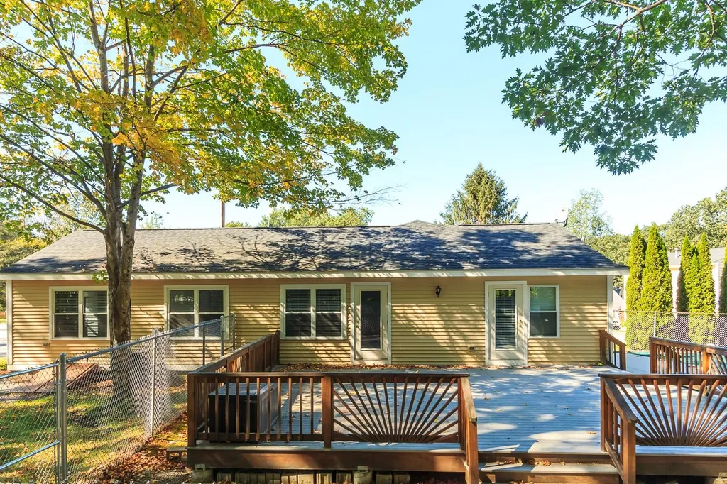 30 Modena Drive Concord NH 03303