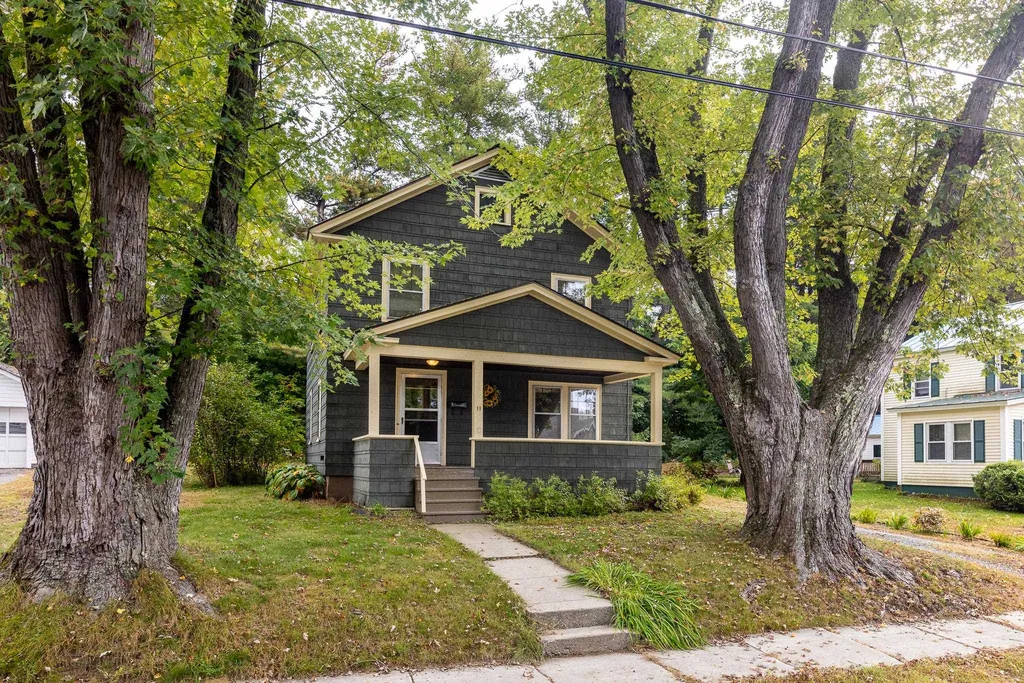 11 Mack Avenue Lebanon NH 03784