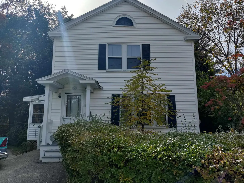 48 Pleasant Street Somersworth NH 03878