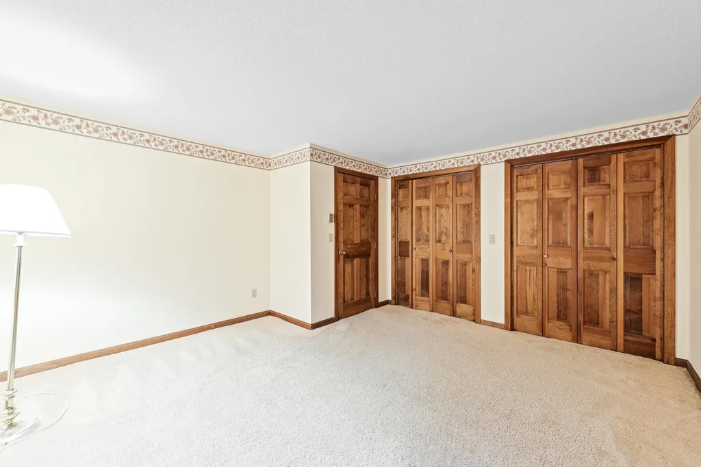 13 Winterberry Drive Amherst NH 03031