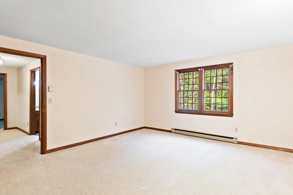 13 Winterberry Drive Amherst NH 03031