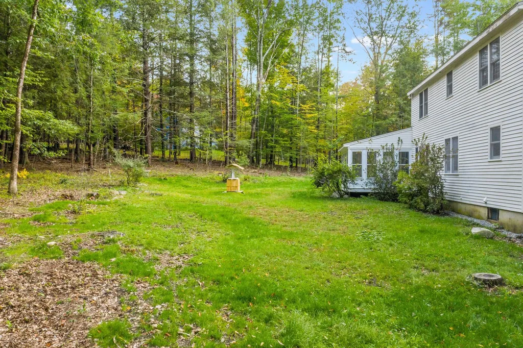 13 Winterberry Drive Amherst NH 03031
