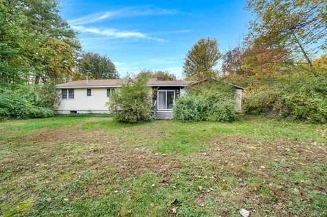 5 Woodhaven Drive Barrington NH 03825
