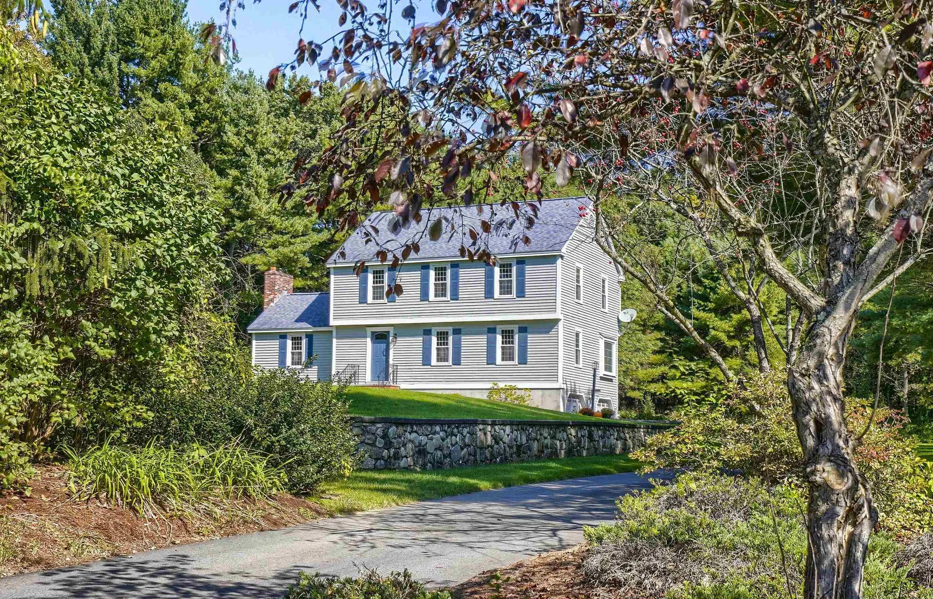 82 Kendall Pond Road Windham NH 03087