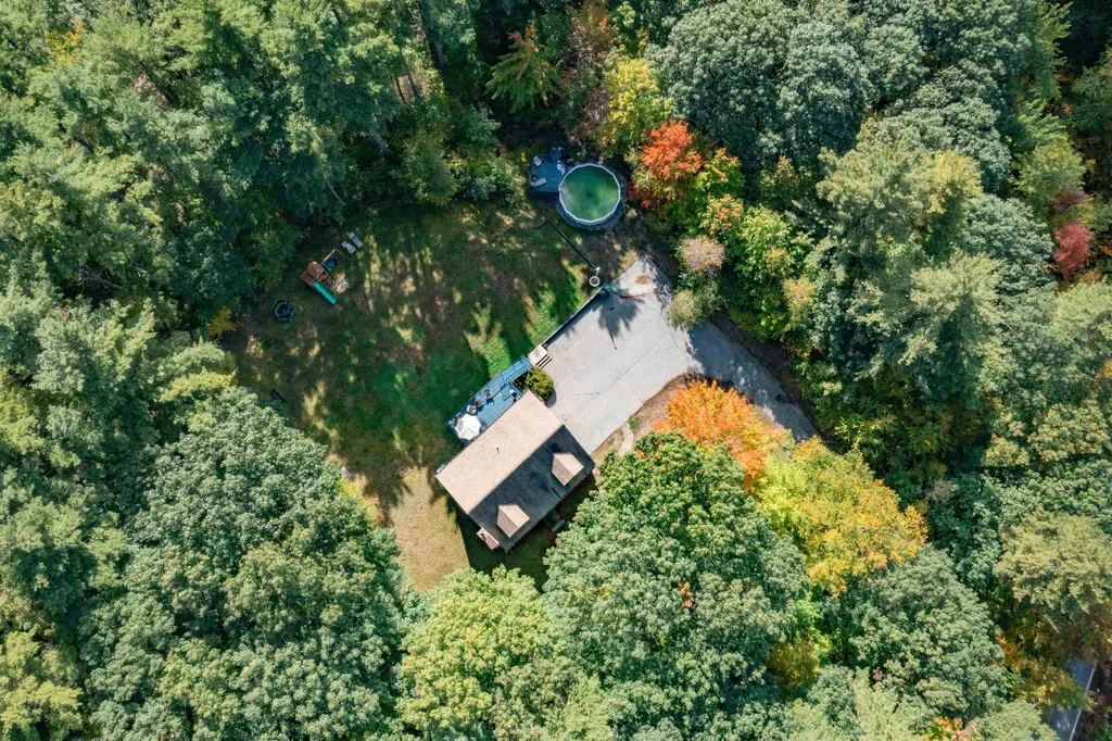 81 Goffstown Road Hooksett NH 03106