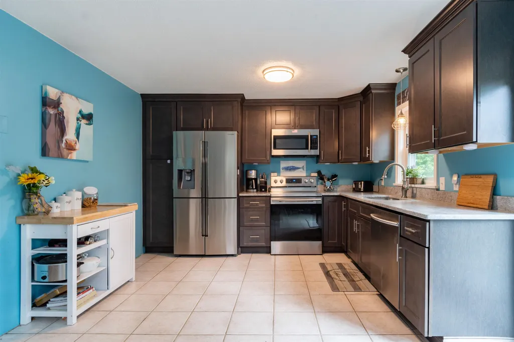 81 Goffstown Road Hooksett NH 03106