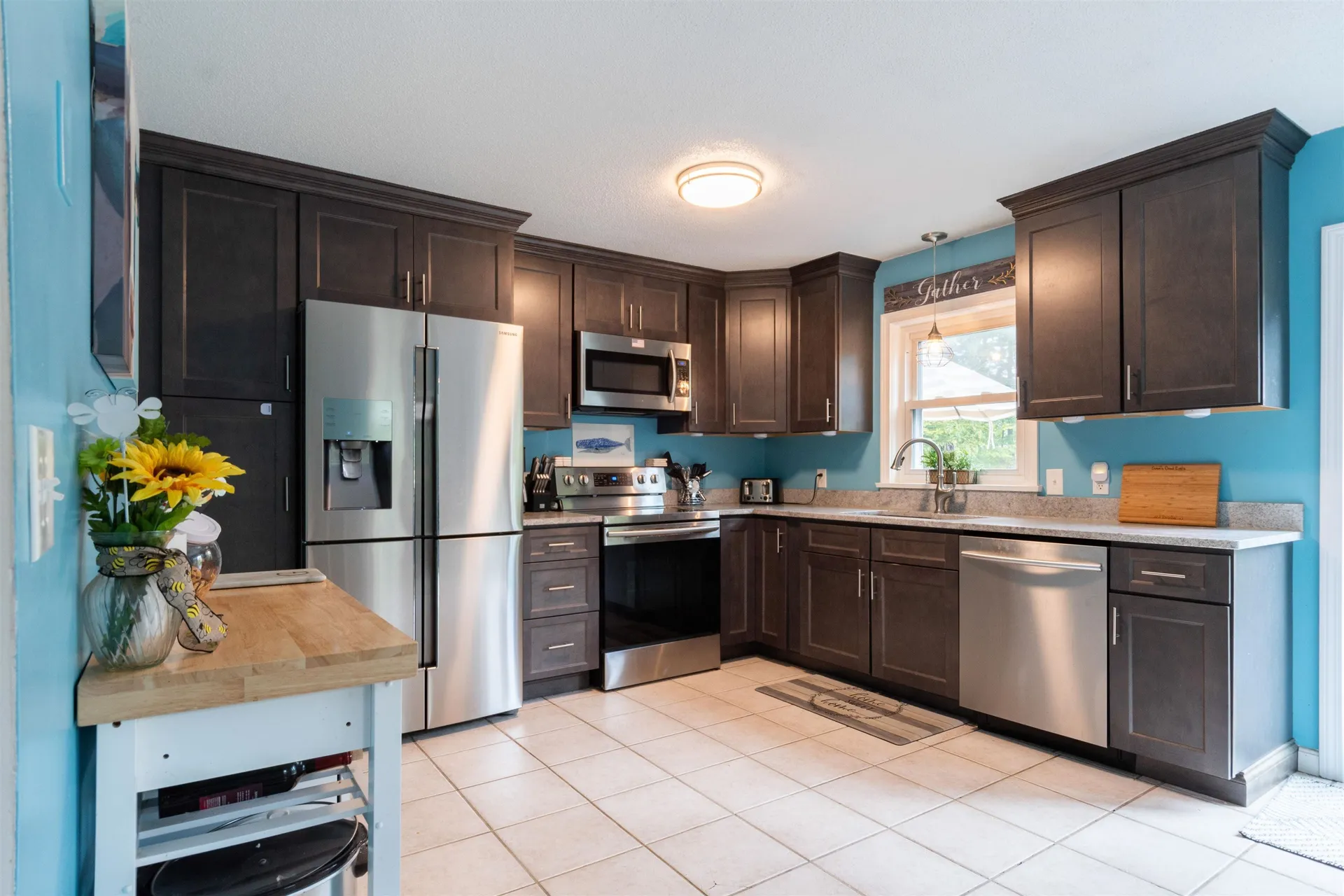 81 Goffstown Road Hooksett NH 03106