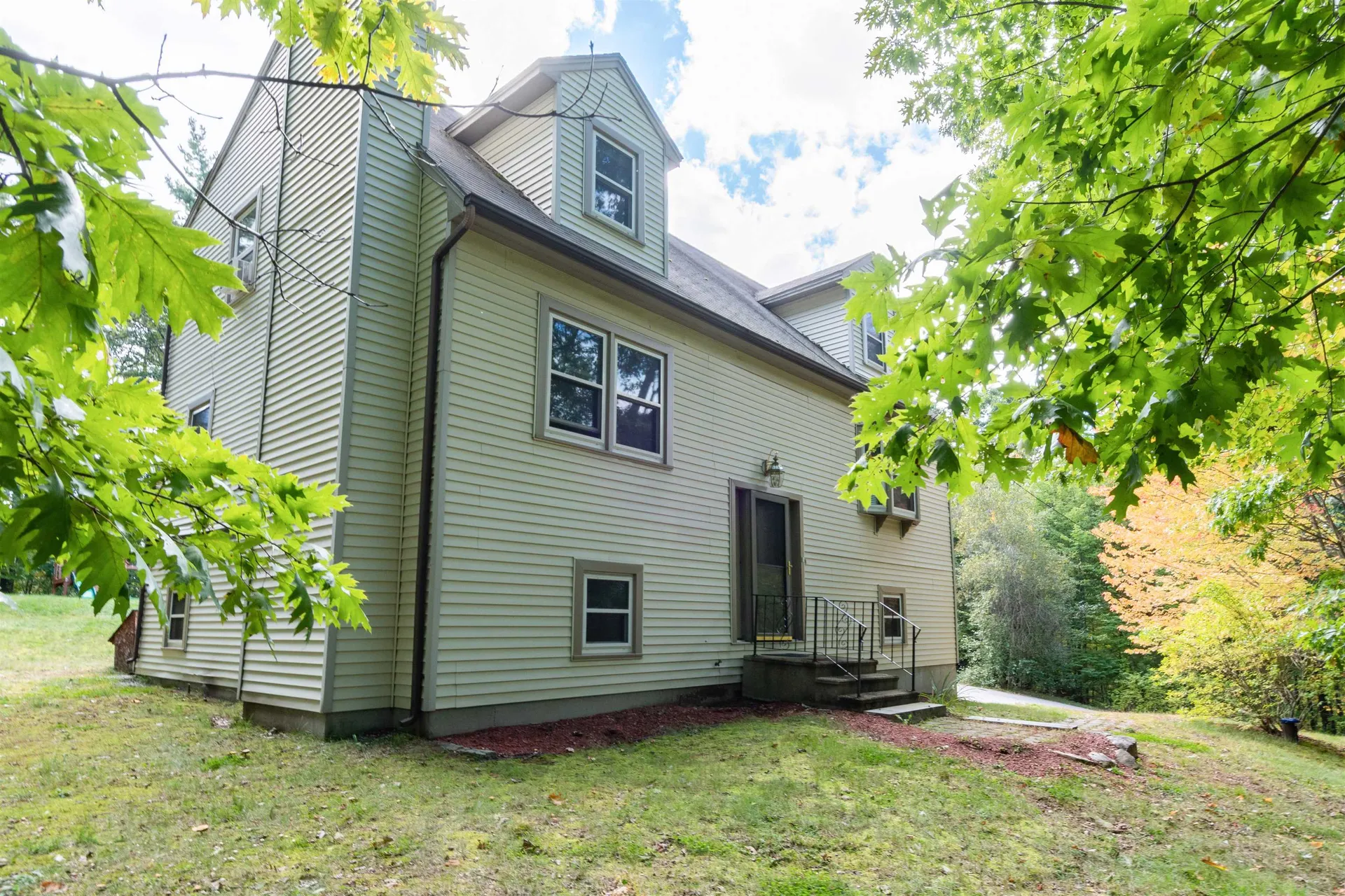 81 Goffstown Road Hooksett NH 03106