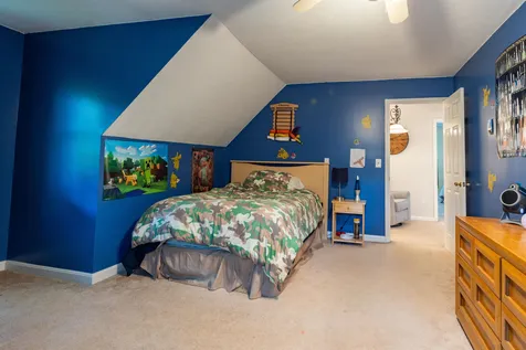 81 Goffstown Road Hooksett NH 03106