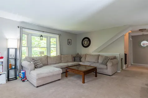 81 Goffstown Road Hooksett NH 03106