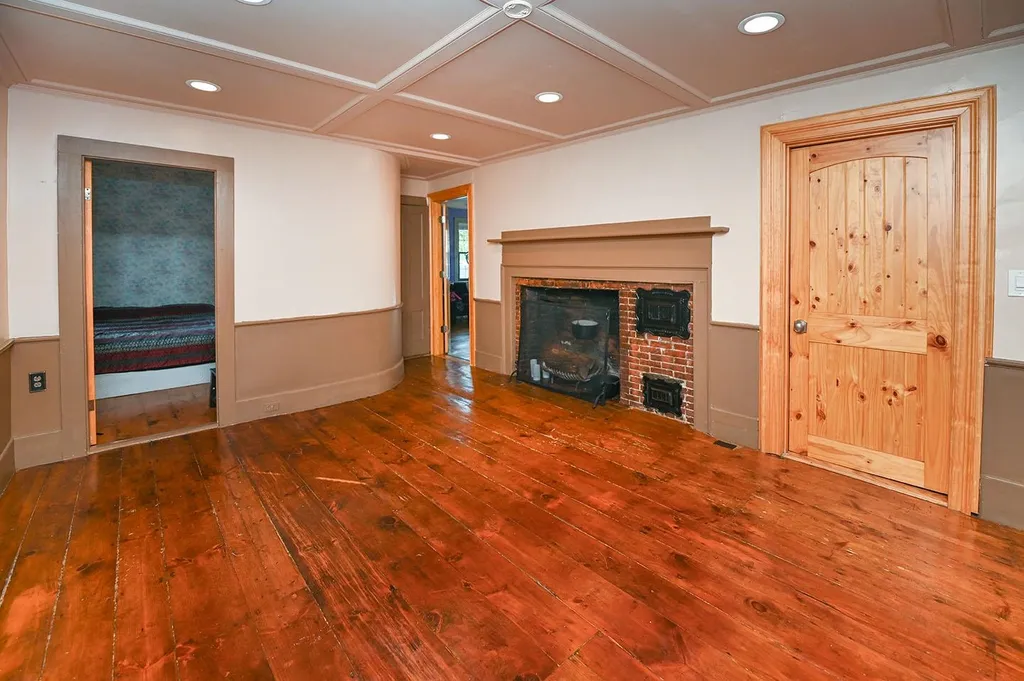 111 Main Street Plaistow NH 03865