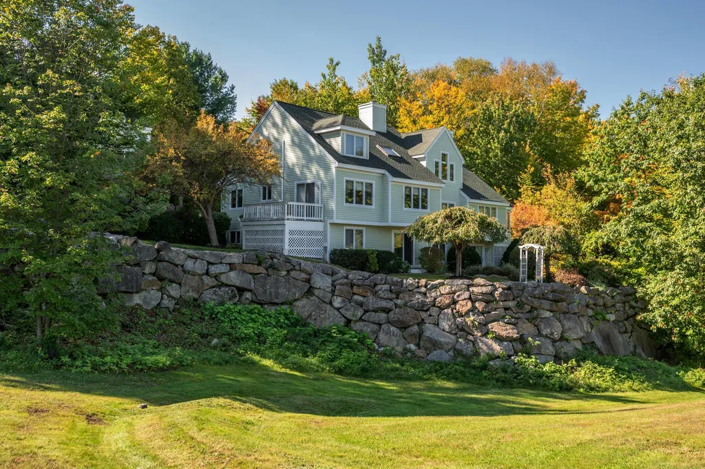 1 Eagle Point Lane Meredith NH 03253