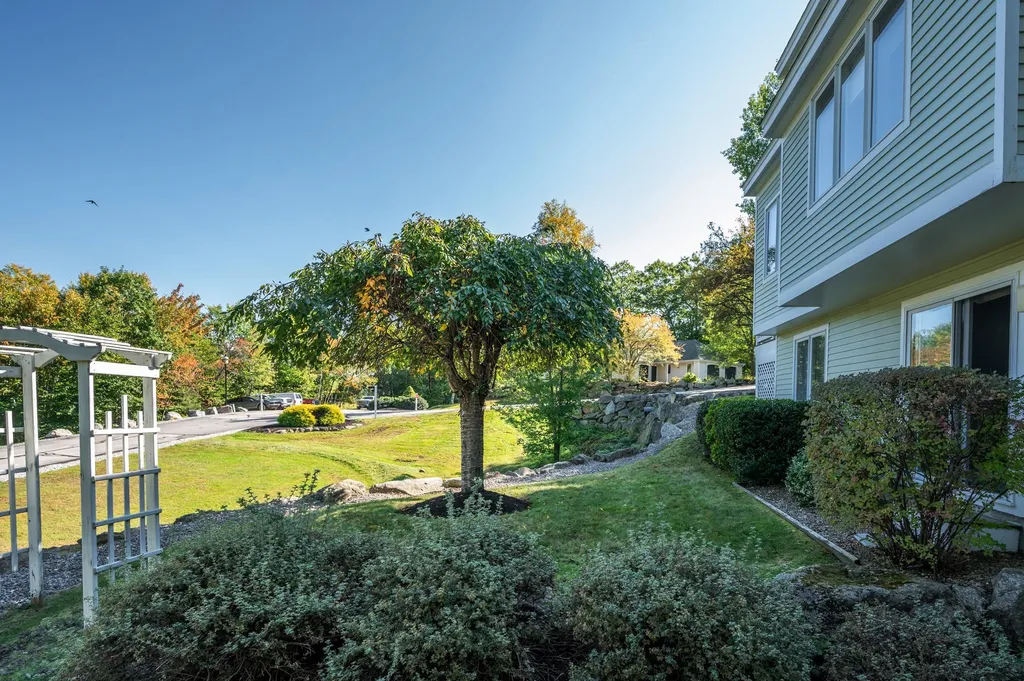 1 Eagle Point Lane Meredith NH 03253