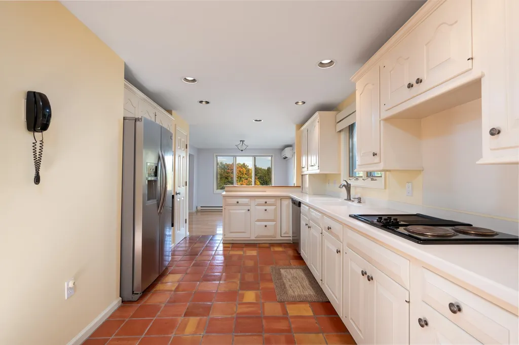 1 Eagle Point Lane Meredith NH 03253