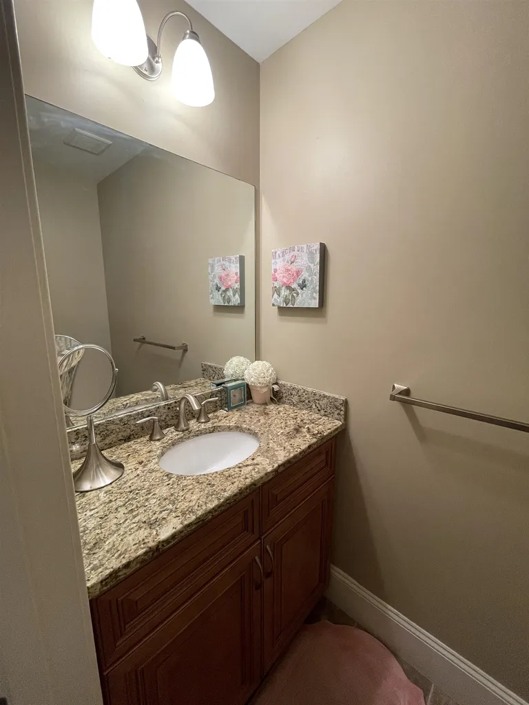 69 Breckenridge Way Laconia NH 03246