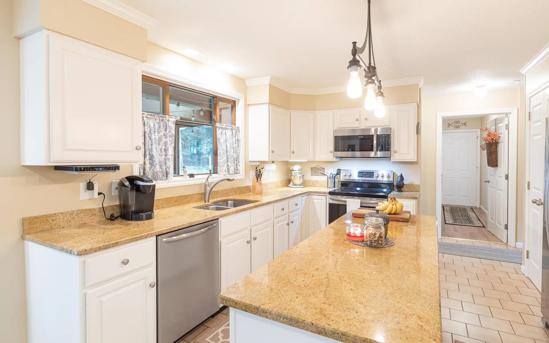 83 Darling Road Keene NH 03431